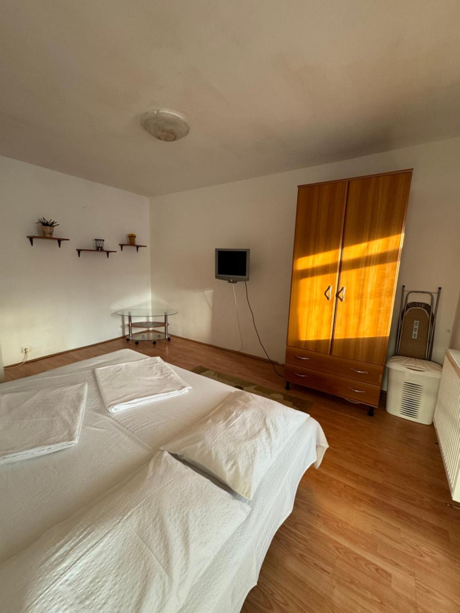 Kid Apartments Cluj Napoca Bagian luar foto